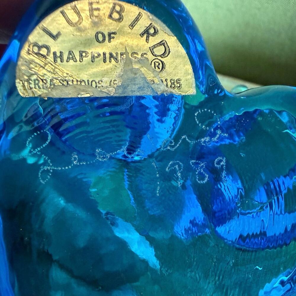 • Bluebirds of Happiness • Heart Base • Signed Leo Ward 1989 - Picture 8 of 12